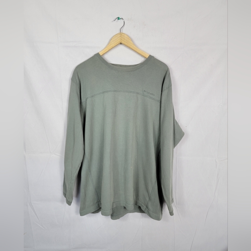 Men's XXL Columbia Sage Green Crew Neck Shirt